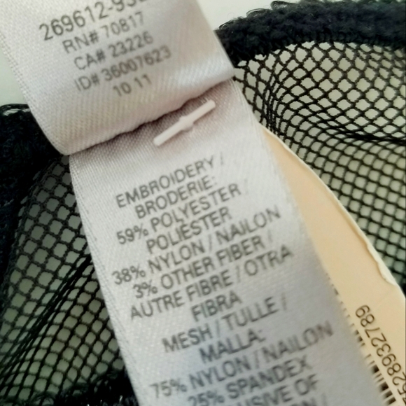 Victoria's Secret Vintage Dream Angels Rhinestone Crystal Bra & Panty Set NWT - Picture 8 of 16